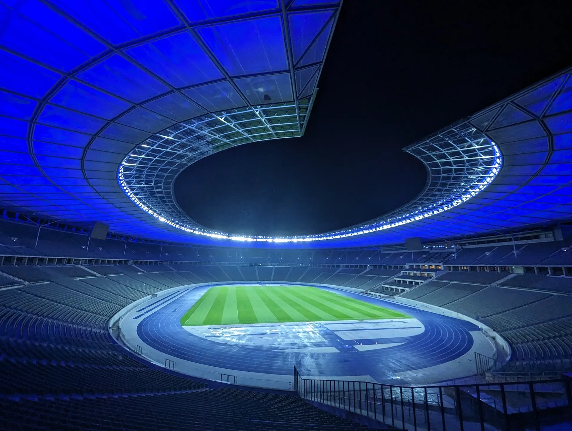Olympiastadion Berlin, Light Experience Tour